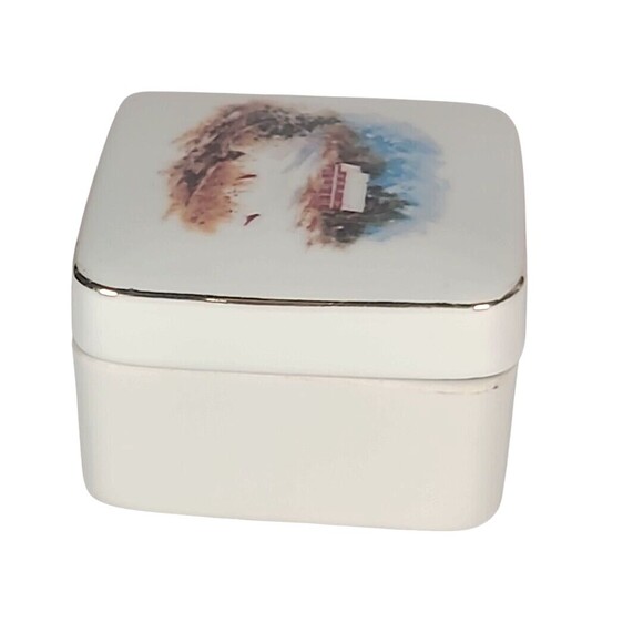 PORCELAIN TRINKET BOX A CHRISTMAS KEEPSAKE Designers' Collection Robert Laessig - Picture 11 of 12